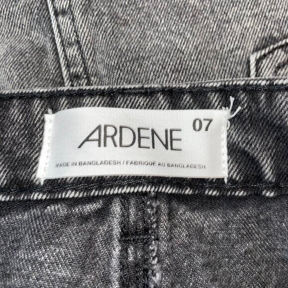 🎉 Bundle Deal: 4 for $20! 🎉 denim mini skirt - Picture 6 of 7